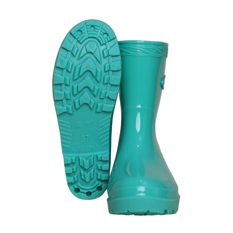 258 (Short-Calf Fashionable Women’s Boot)