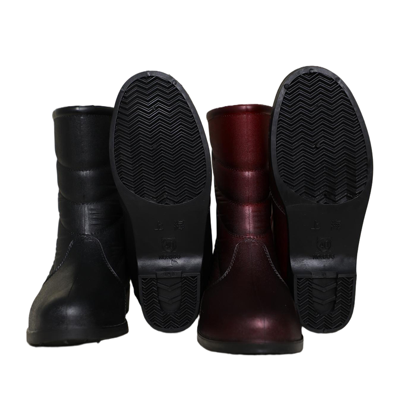 666 Short-Calf Classic Women’s Boot