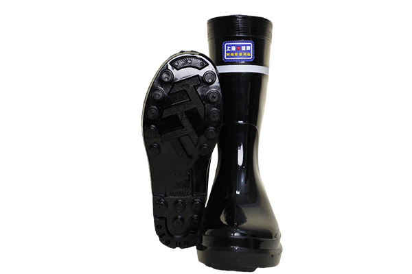 Hengzhongheng Footwear Upgrades PVC Rain Shoes Anti slip Technology, Upgrades Multi scene Safety Protection